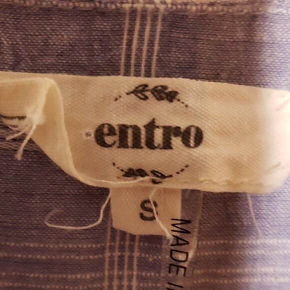 Entro Womens Blue White Embroidered Sleeveless Boho Lightweight Top Small - Picture 5 of 7